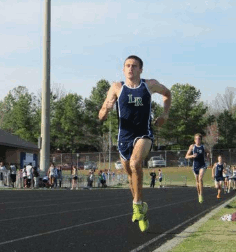 Smith qualifies for regionals… twice