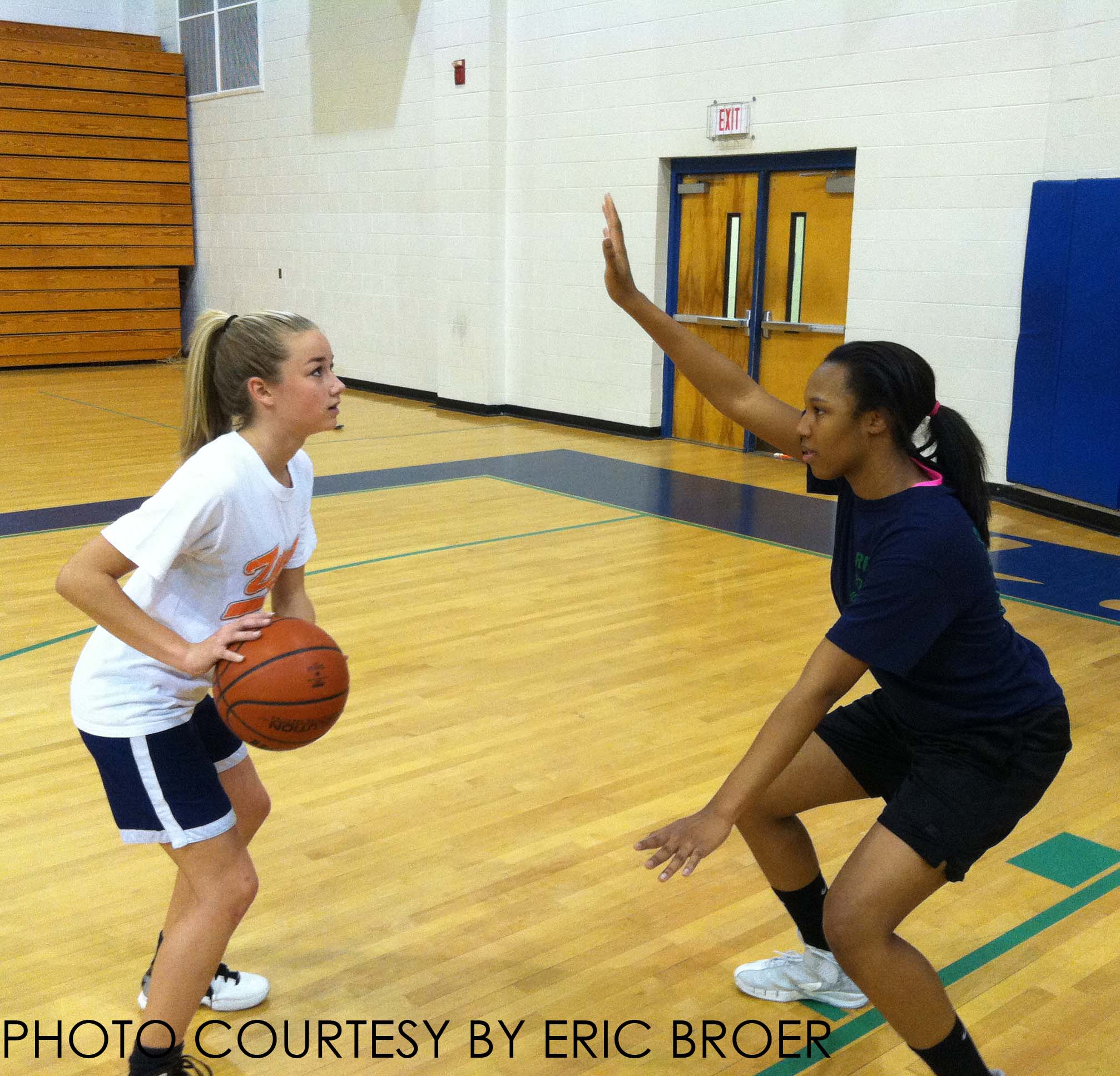 Girls basketball season starts