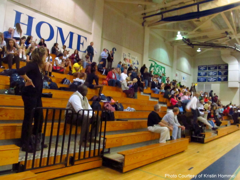 Liaisons bring newbies to volleyball game