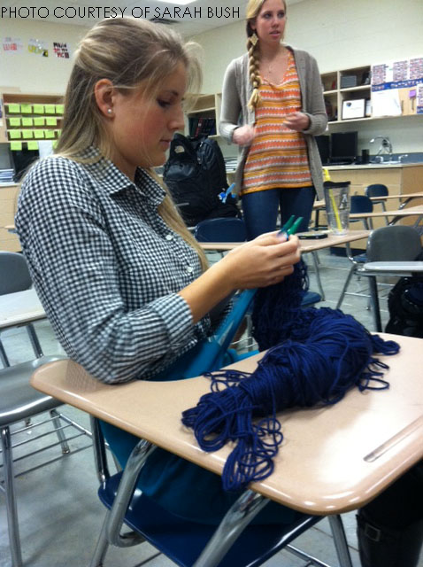 bush_knittingclub
