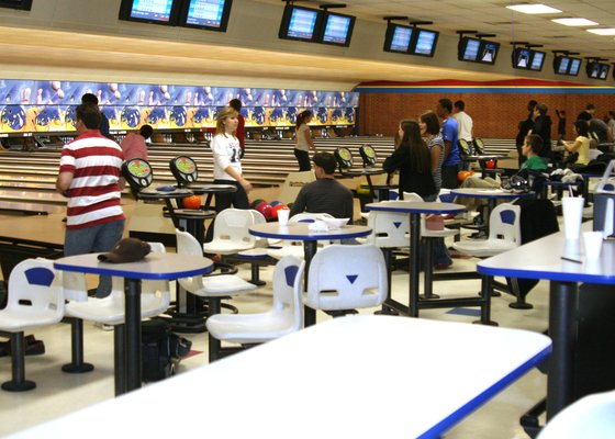 Bowling team starts strong