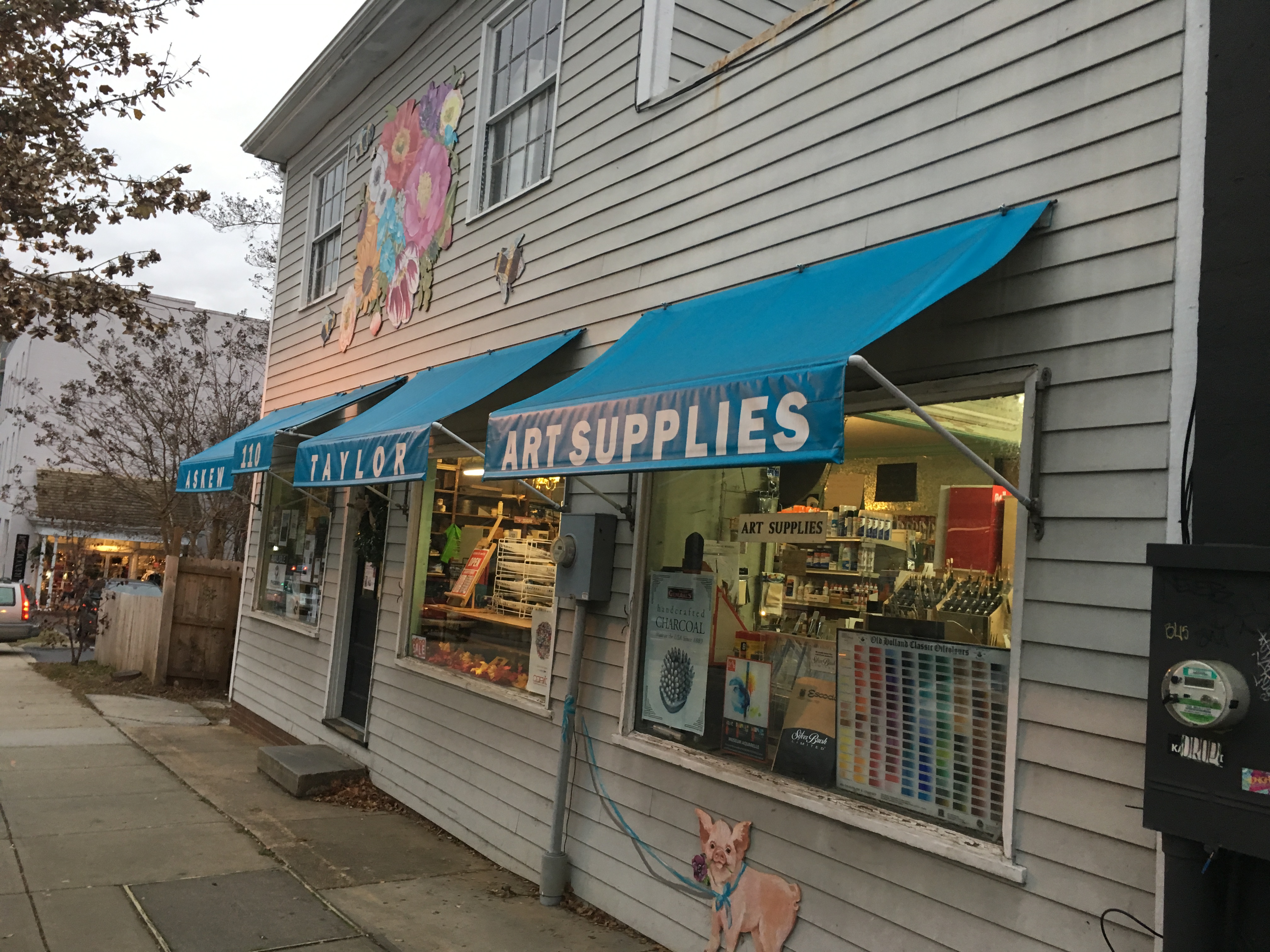 Local art supply store, out of business