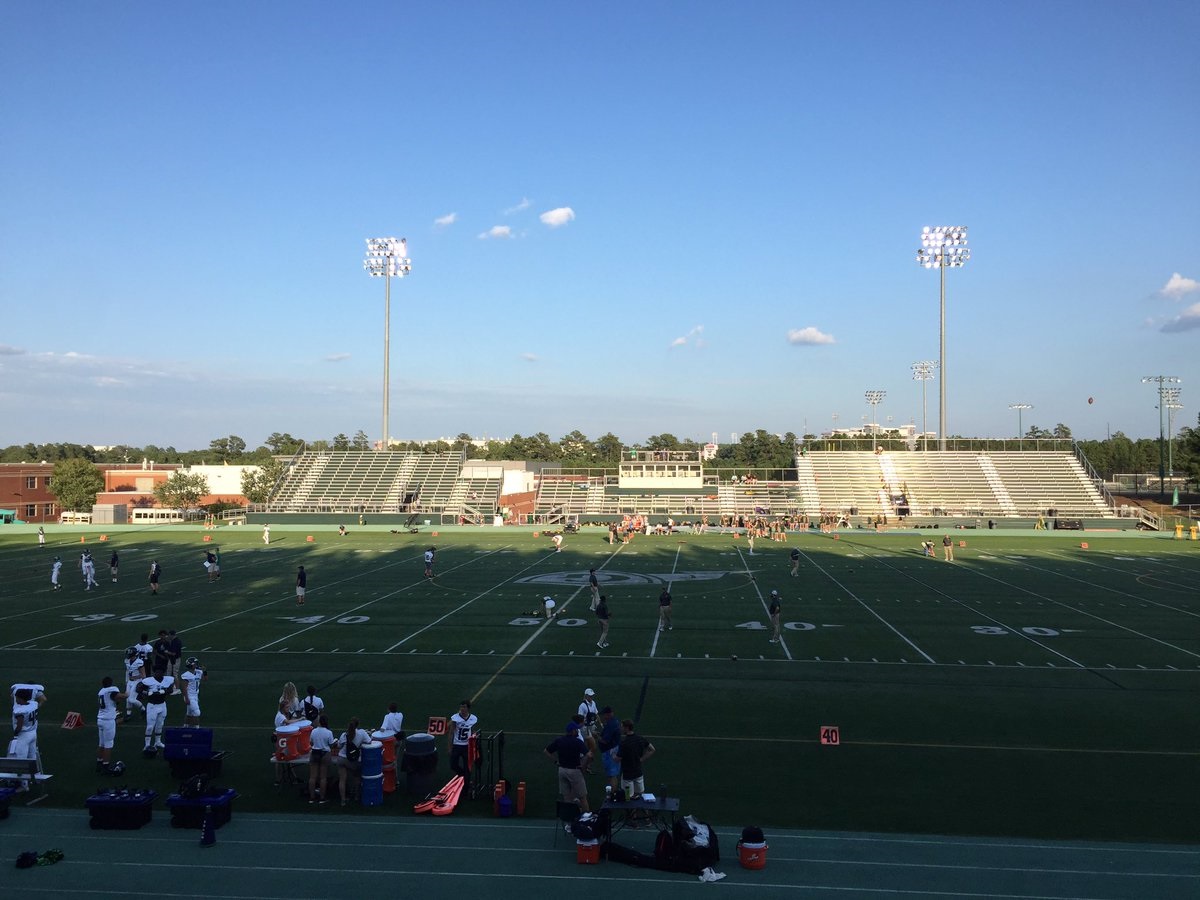Gibbons Dominates Leesville Football