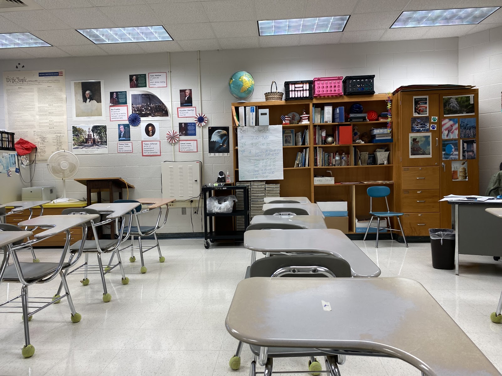 Do Leesville Students Prefer School Online or In-Person?