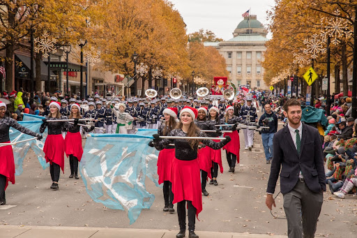 2021 Raleigh Christmas Parade What You Need To Know About The 77th Annual Parade Presented By Shop Local Raleigh Abc11 Raleigh Durham