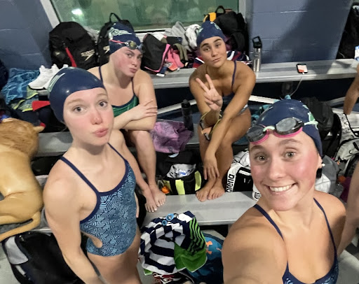 Leesville Women’s Swimming is Stacked Going into the 2022-2023 Season