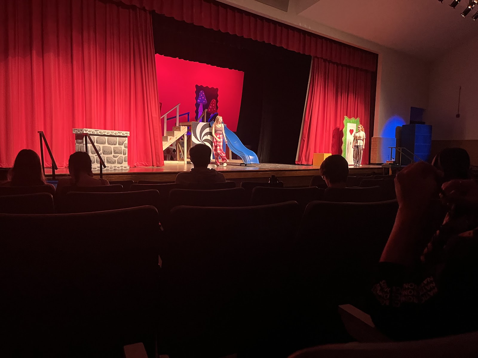 Alice In Wonderland coming to LRHS auditorium Nov 16-Nov 18