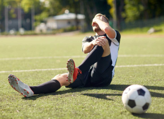 How do injuries mentally affect athletes?